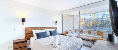 2 bedrooms, WiFi, bed sheets