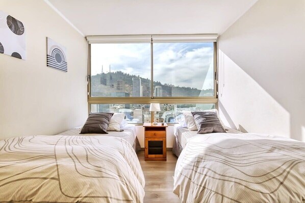 3 bedrooms, iron/ironing board, WiFi