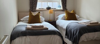 Beautiful 2 bedroom Coach House near Norwich and the Norfolk Broads