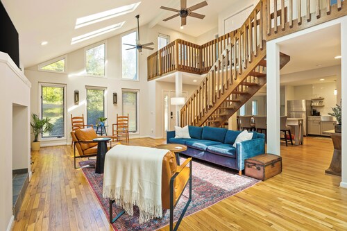 Upscale Harpers Ferry Getaway