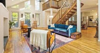 Upscale Harpers Ferry Getaway