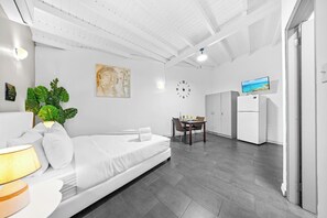 旅行用ベビーベッド、WiFi (無料)、ベッドシーツ