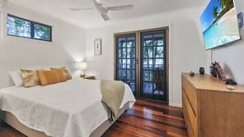 Iron/ironing board, internet, bed sheets