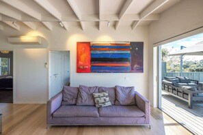 Televisión, estéreo