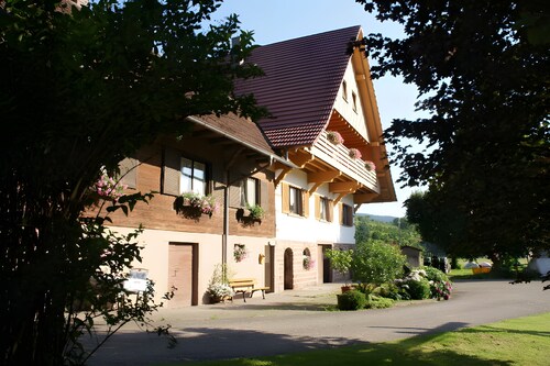 Studio 'Kornblümchen' mit privater Terrasse, Gemeinschaftsgarten und WLAN