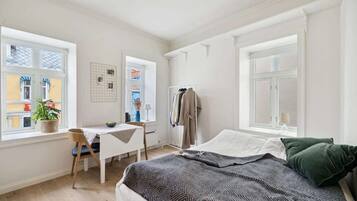 1 bedroom, WiFi, bed sheets