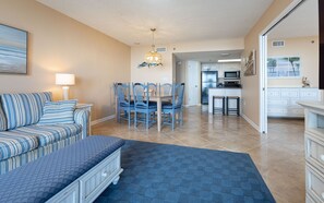 Living area - Phoenix Vi 6509 2 Bedroom Condo (Orange Beach)