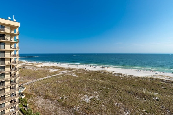 Condo, 3 Bedrooms | Beach