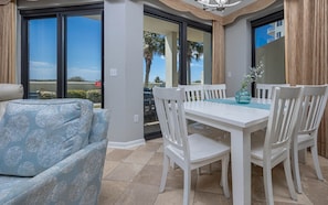 Condo, 3 Bedrooms | Dining