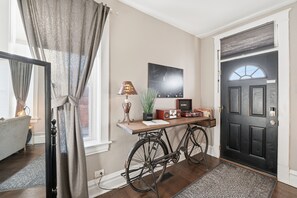 House, 2 Bedrooms | Interior