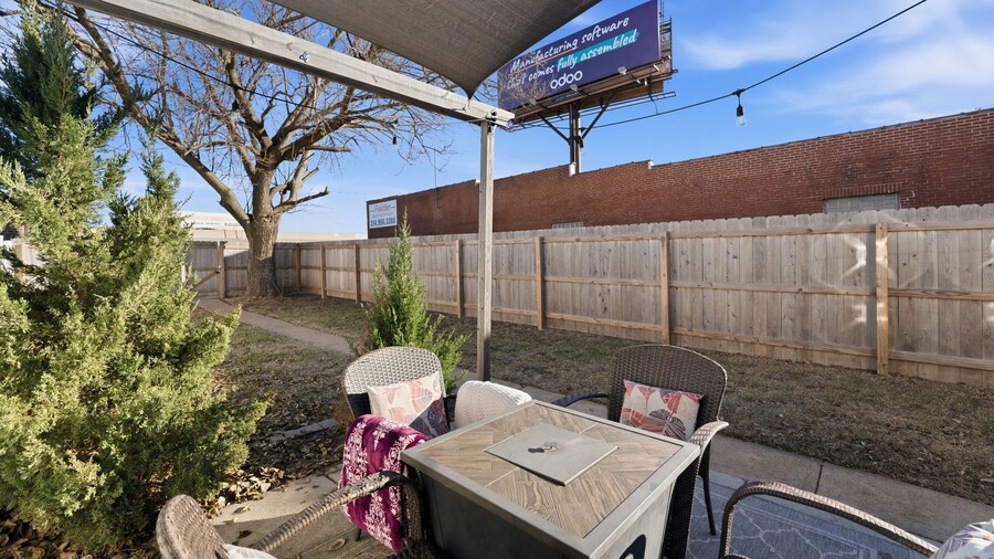 The Chocolate Suite - Walkable And Peaceful 2 Bedroom Home