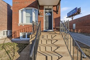 House, 2 Bedrooms | Exterior detail