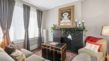 House, 2 Bedrooms | Living area