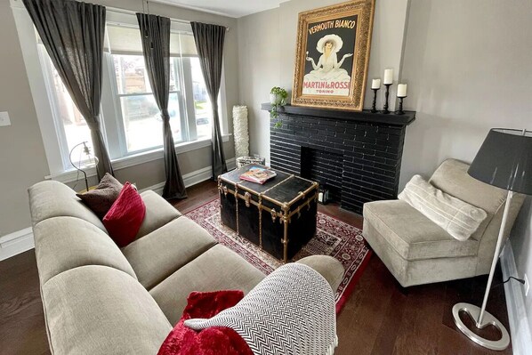House, 2 Bedrooms | Living area