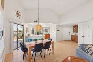 House, 3 Bedrooms | Interior