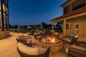 Studio | Terrace/patio - Luxury Ocean View Condo - Heated Pool And Spa Condo (Aptos)
