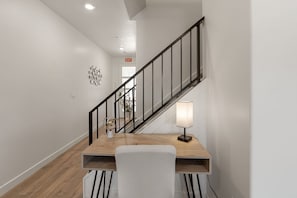 Townhome, 4 Bedrooms | Interior