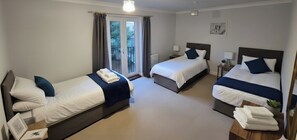 House, 4 Bedrooms, Garden View | 4 bilik tidur 