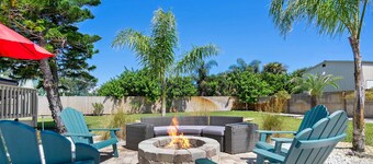 Fire Pit Tropical Oasis Steps to Beach Outdoor Seating
