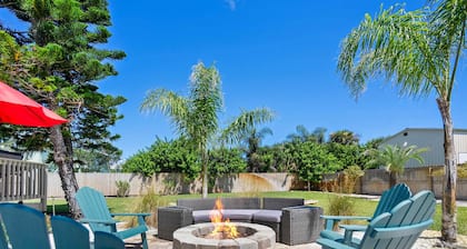 Fire Pit Tropical Oasis Steps to Beach Outdoor Seating