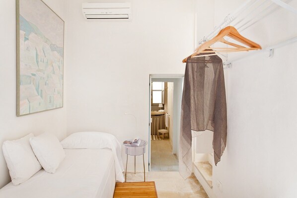 3 bedrooms, Internet