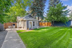 Maison, 2 grands lits, cuisine, vue jardin (308 Garfield Street) | Vue de la chambre