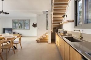Microwave, dishwasher - Eolia - Three Bedroom Villa, Sleeps 6 (Nikiana)