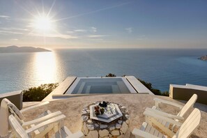 Pool - Mythos - Three Bedroom Villa, Sleeps 6 (Ionian Islands)