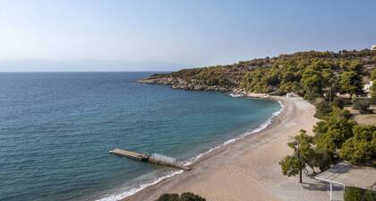 Daphne - Eight Bedroom Villa, Sleeps 16
