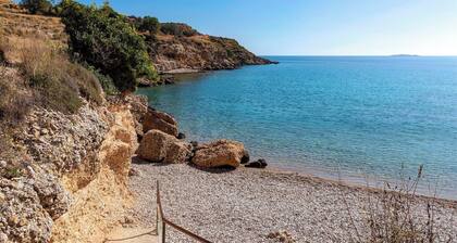 Daphne - Eight Bedroom Villa, Sleeps 16