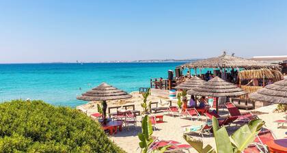 Casino Doxi Stracca - Seven Bedroom Villa, Sleeps 14