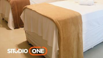 Camera Economy con letto matrimoniale o 2 letti singoli | Postazione laptop, Wi-Fi gratuito, lenzuola