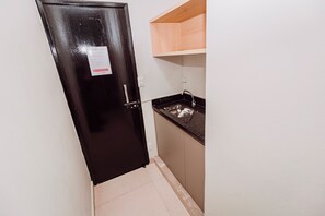 Standard Tek Büyük veya İki Ayrı Yataklı Oda, Klima | Odada yemek servisi