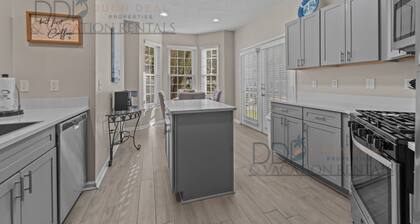 1701V Short walk to the beach