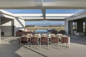 Outdoor dining - Amira - Seven Bedroom Villa, Sleeps 14 (Paros)