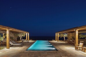 Pool - Enyalos - Five Bedroom Villa, Sleeps 10 (Thira)