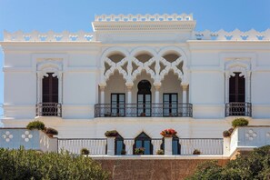 Exterior detail - Il Tomaro - Two Bedroom Villa, Sleeps 4 (Torre Vado)