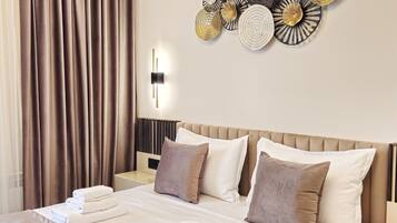 Signature Studio, 1 Double Bed, Non Smoking, Kitchen | Living area | 75-inch flat-screen TV with digital channels