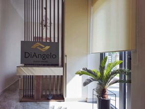 Family Room, 2 Bedrooms, Non Smoking, Kitchen | Living room