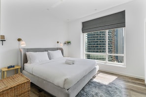 2 bedrooms, in-room safe, iron/ironing board, free WiFi