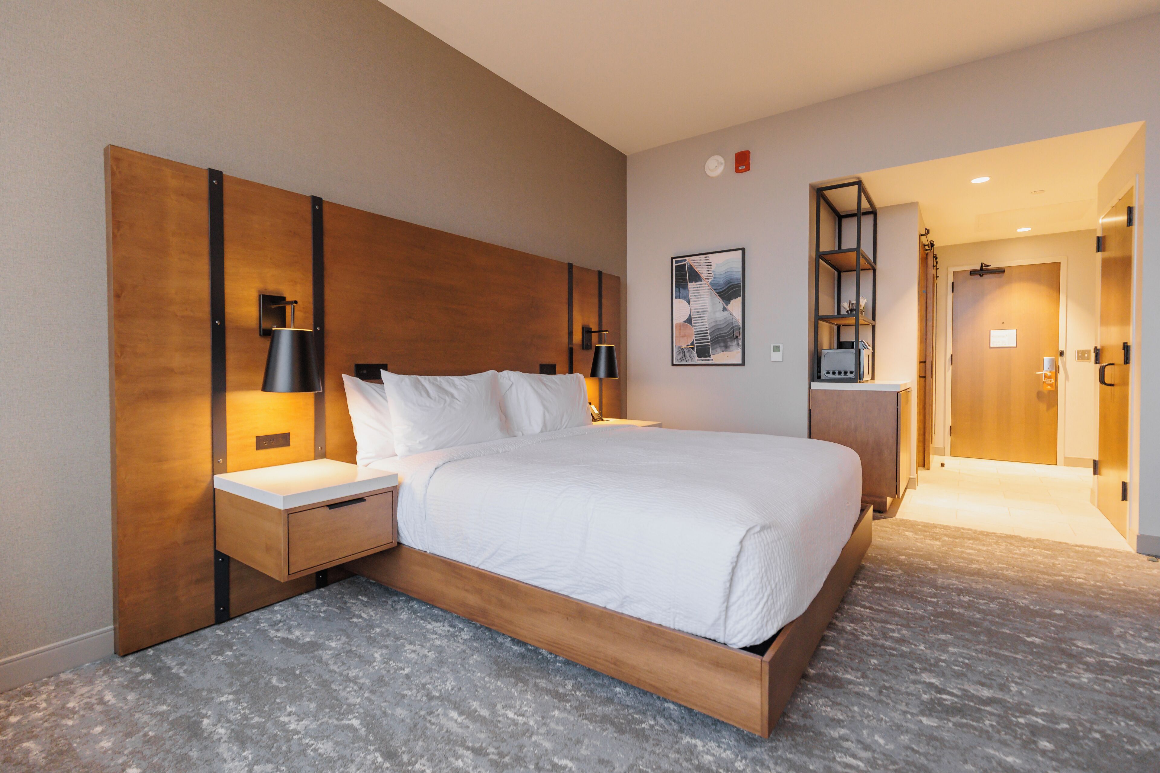 Caja de seguridad en la habitación y escritorio 