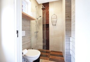 Shower, hair dryer, towels - Tranquil Retreat near beaches w/resort style charm and communal pool area (Grote Berg)