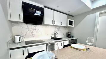 Fridge, microwave, stovetop, electric kettle