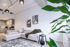 Télévision, espaces bureaux