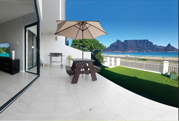 Comfort Apartment, Beach View | Exterior