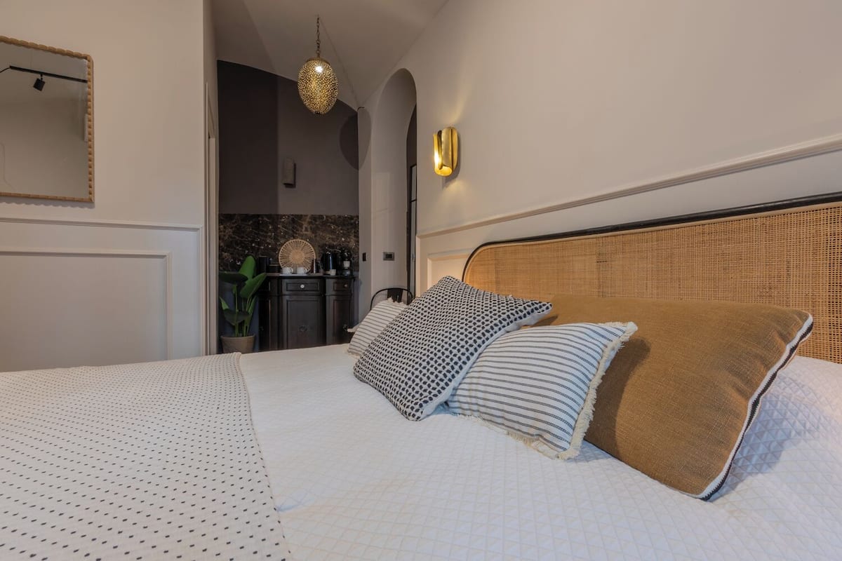 Basic Apartment, Balcony