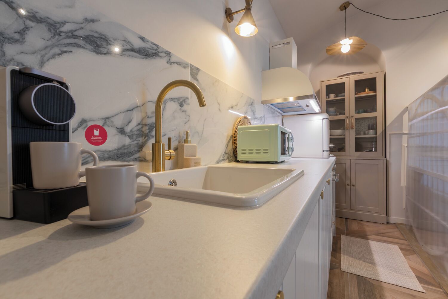 Classic Apartment, Balcony | Private kitchen