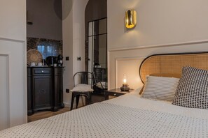 Basic Apartment, Balcony - Design in Corso Francia by Wonderful Italy (Turin)