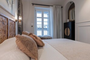 Classic-Apartment, Balkon | Bügeleisen/Bügelbrett, kostenloses WLAN