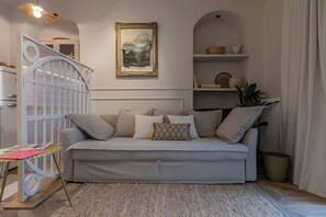 Classic Apartment, Balcony | Living area - Design in Corso Francia by Wonderful Italy (Turin)